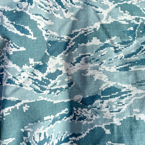 Genuine US Air Force Camo Utility Jacket Shacket - Women's Size 6R - Picture 8 of 11